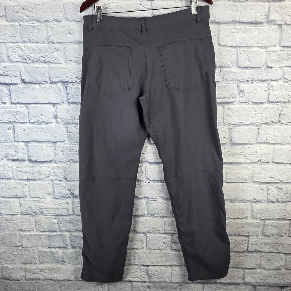 Oakley Men Regular Fit Outdoor Nylon Stretch Hiking Pants Charcoal Gray Sz 34X30
